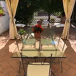 La Terrazza Di Elena Apartment *